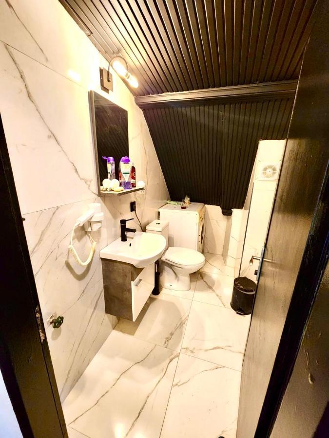Mates Istiklal Suites Estambul Exterior foto