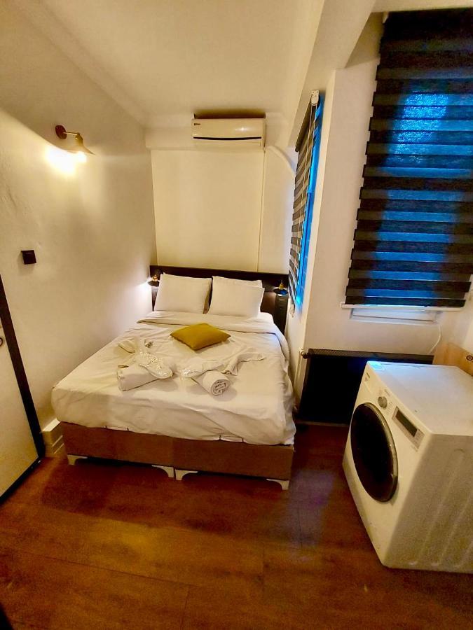 Mates Istiklal Suites Estambul Exterior foto