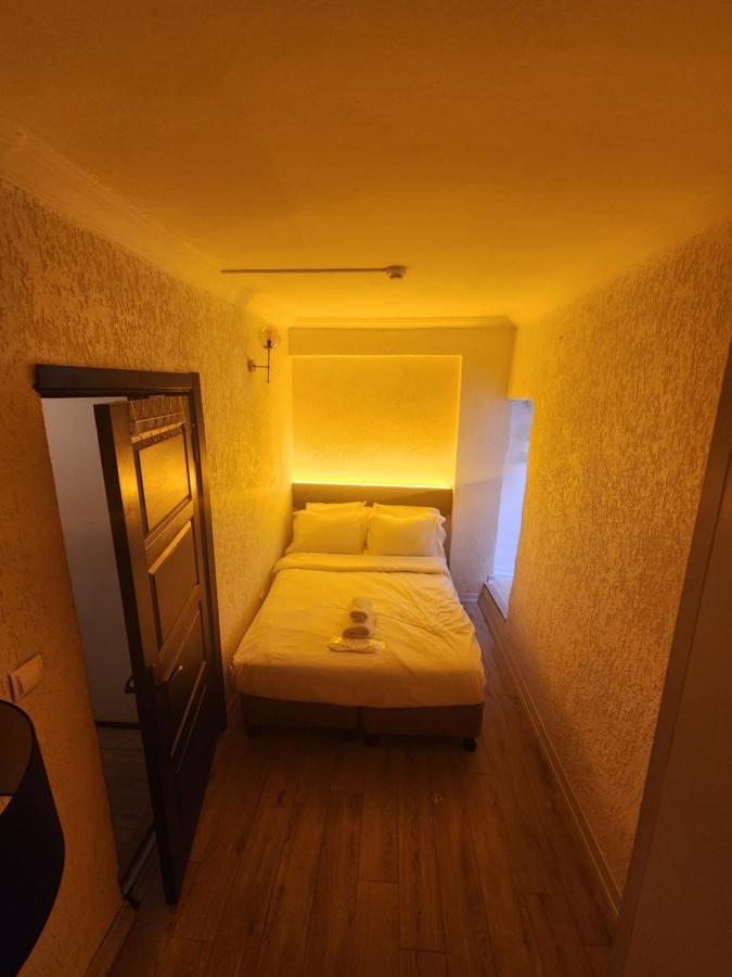Mates Istiklal Suites Estambul Exterior foto