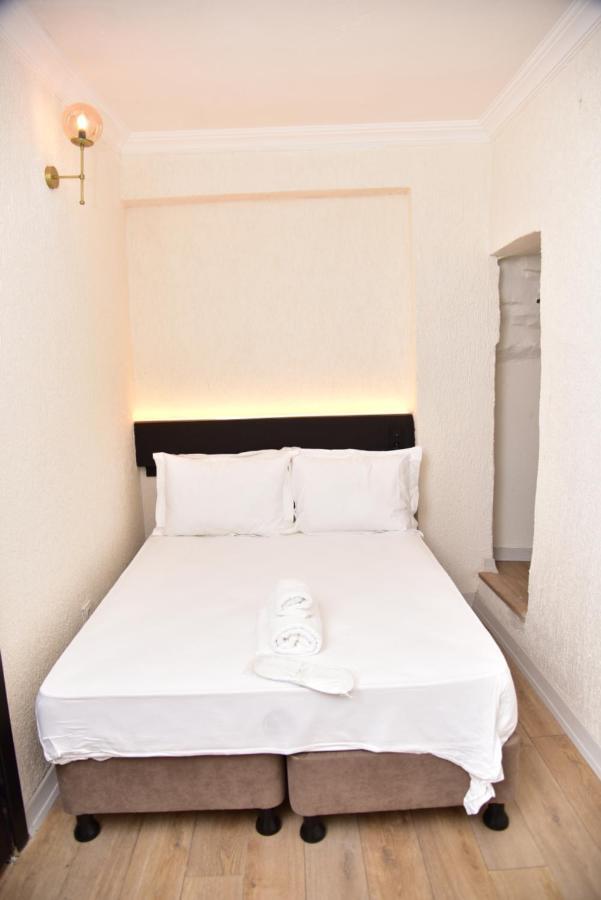 Mates Istiklal Suites Estambul Exterior foto