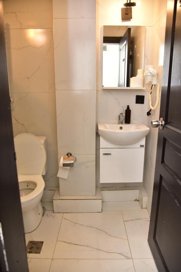 Mates Istiklal Suites Estambul Exterior foto
